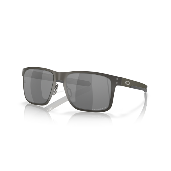 OAKLEY
