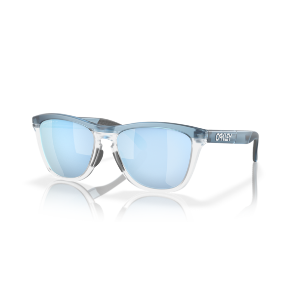 OAKLEY