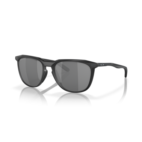 OAKLEY
