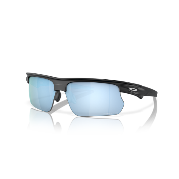 OAKLEY