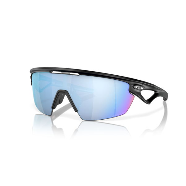 OAKLEY