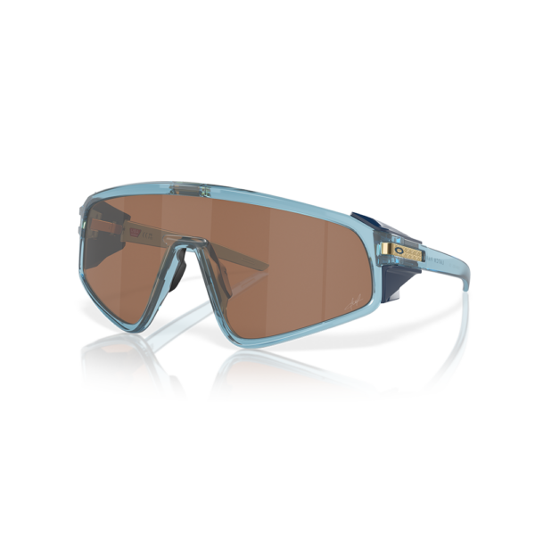 OAKLEY