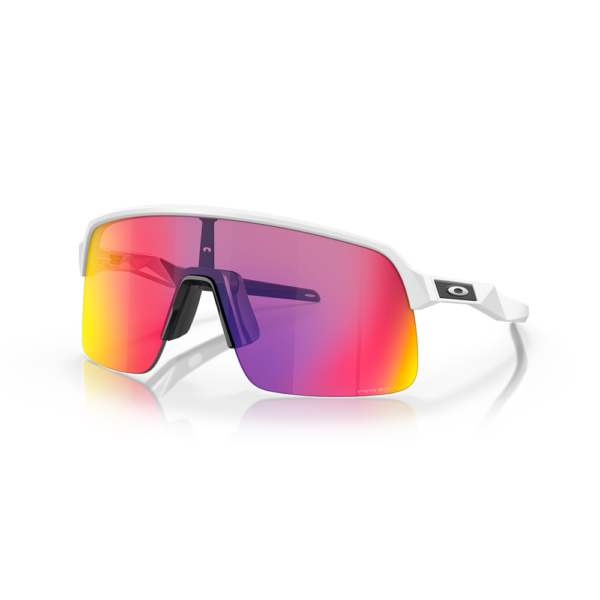 OAKLEY