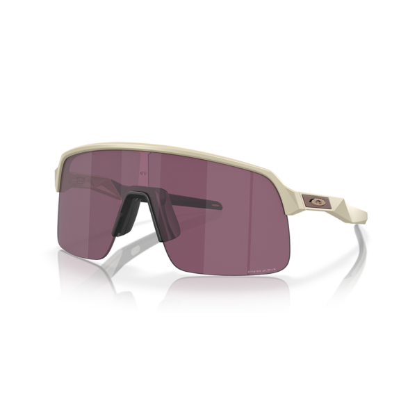 OAKLEY