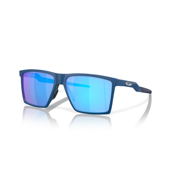 OAKLEY