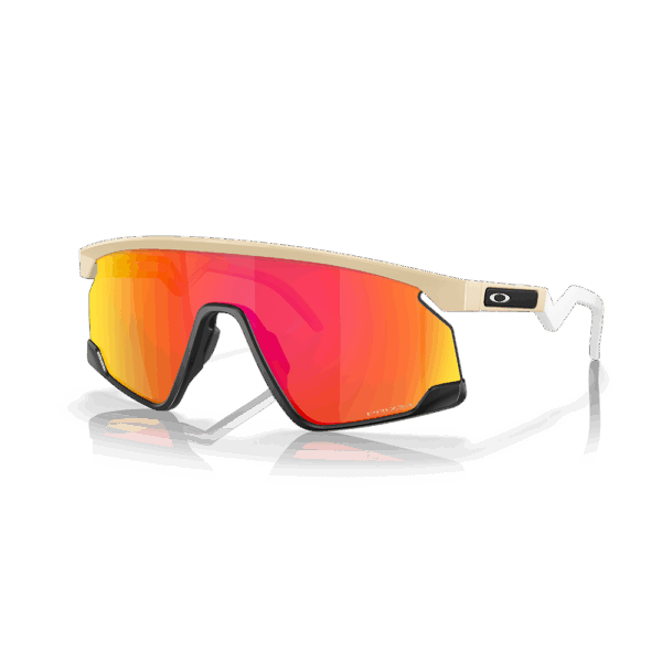 OAKLEY